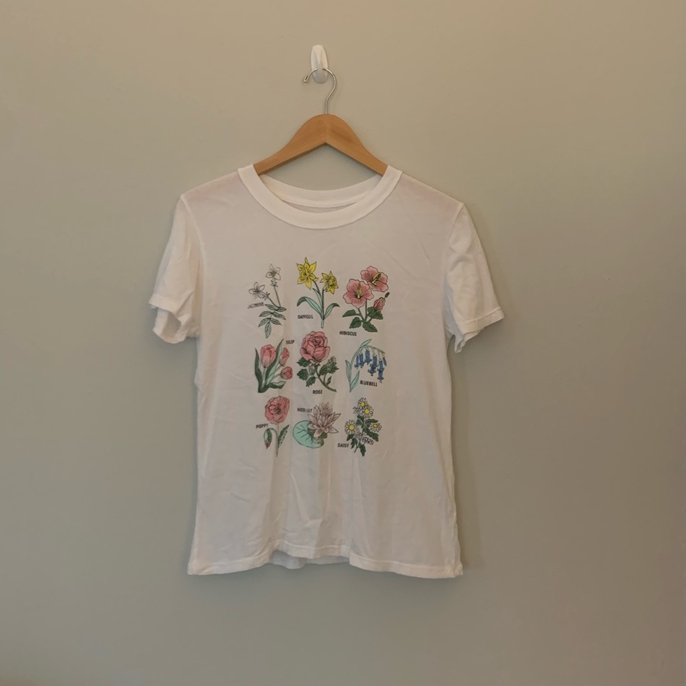 pacsun white floral basic tee shirt - Picture 1 of 5